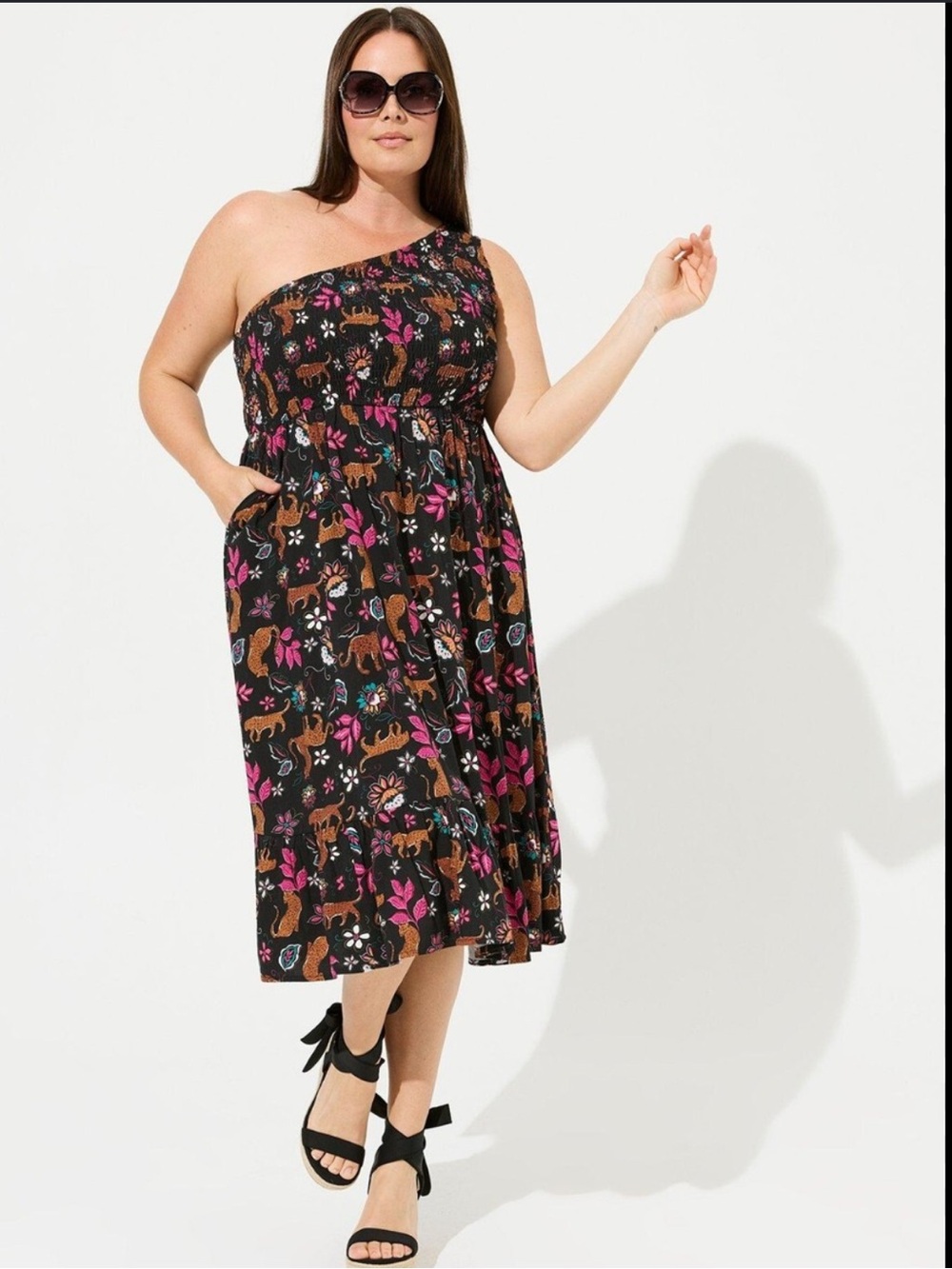 Torrid One-Shoulder Smocked Black Floral Midi Dress Size 2 (2X 18/20W)